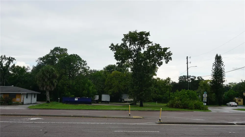 7317 LITTLE ROAD New Port Richey, FL 34654