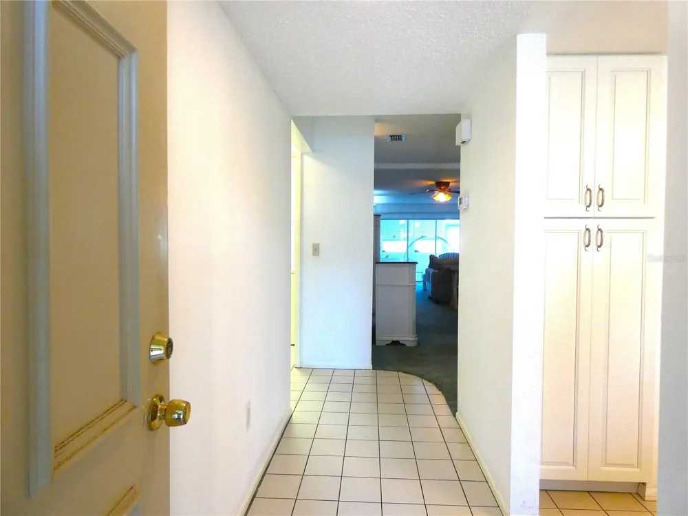 11231 DOLLAR LAKE DRIVE #6 Port Richey, FL 34668