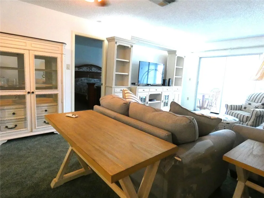 11231 DOLLAR LAKE DRIVE #6 Port Richey, FL 34668