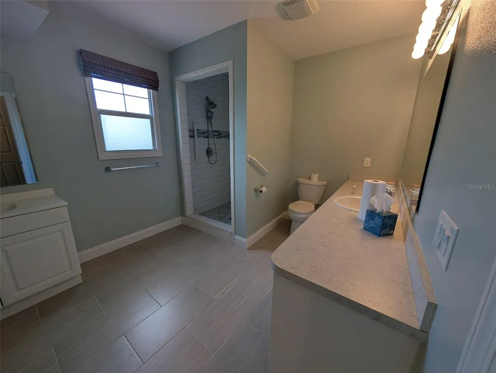 321 W PENNSYLVANIA AVENUE Deland, FL 32720