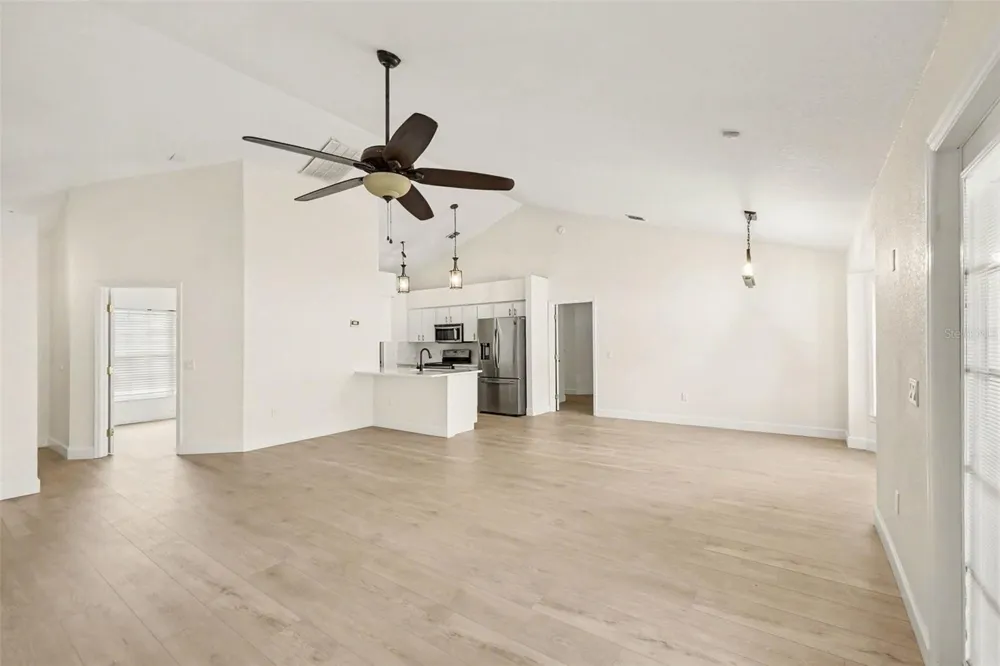 7231 REMINGTON OAKS DRIVE Lakeland, FL 33810