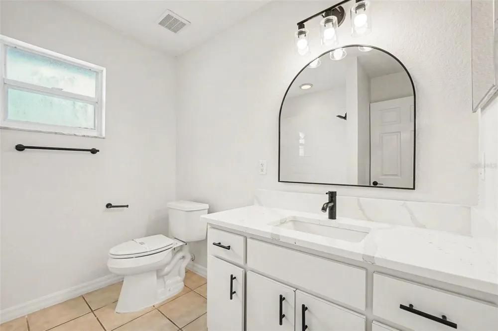 7231 REMINGTON OAKS DRIVE Lakeland, FL 33810