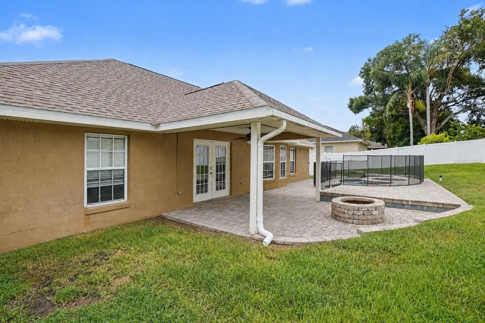 7231 REMINGTON OAKS DRIVE Lakeland, FL 33810