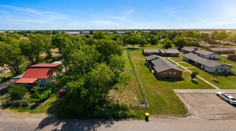 214 Donohoo Street Marlin, TX 76661