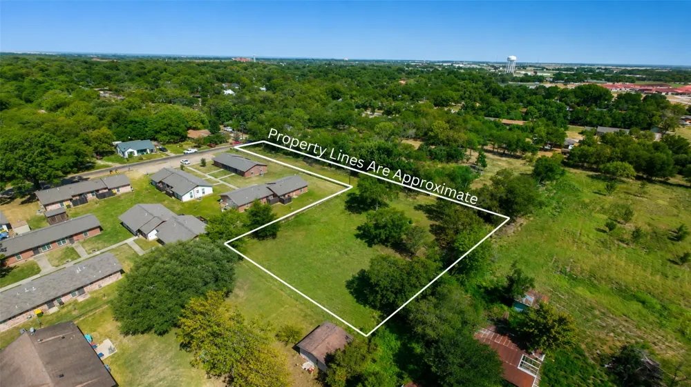 214 Donohoo Street Marlin, TX 76661