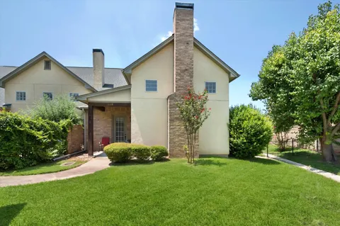 6668 Shady Glen Circle