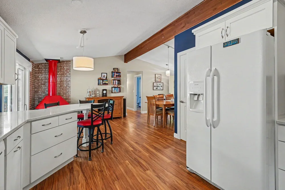 405 Slayton Avenue Grand Haven, MI 49417