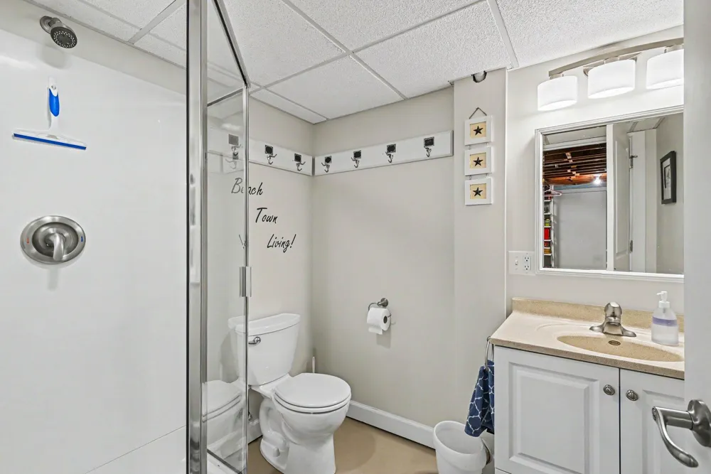 405 Slayton Avenue Grand Haven, MI 49417