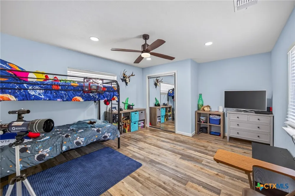 1304 Walker Street Gonzales, TX 78629