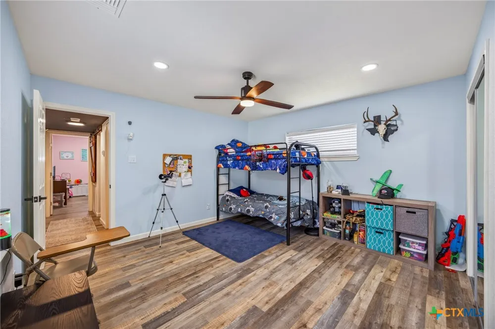 1304 Walker Street Gonzales, TX 78629