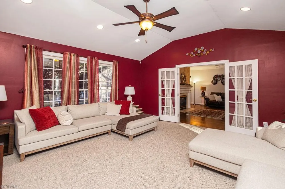 3101 Lodge Drive Jamestown, NC 27282