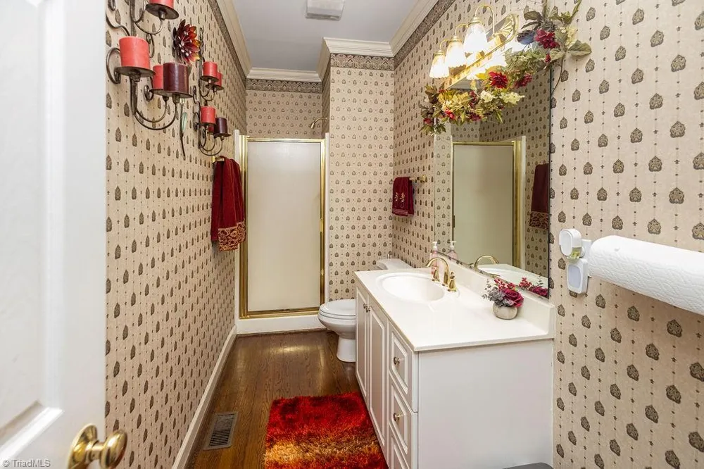 3101 Lodge Drive Jamestown, NC 27282