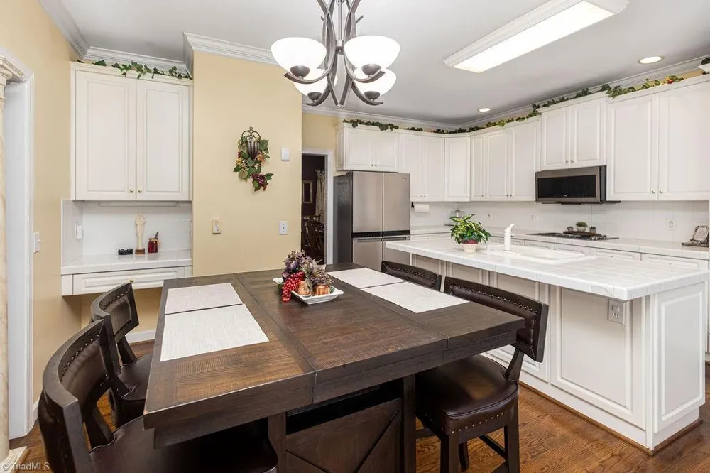 3101 Lodge Drive Jamestown, NC 27282