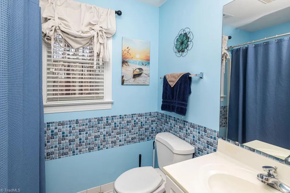 3101 Lodge Drive Jamestown, NC 27282