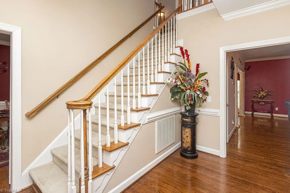 3101 Lodge Drive Jamestown, NC 27282