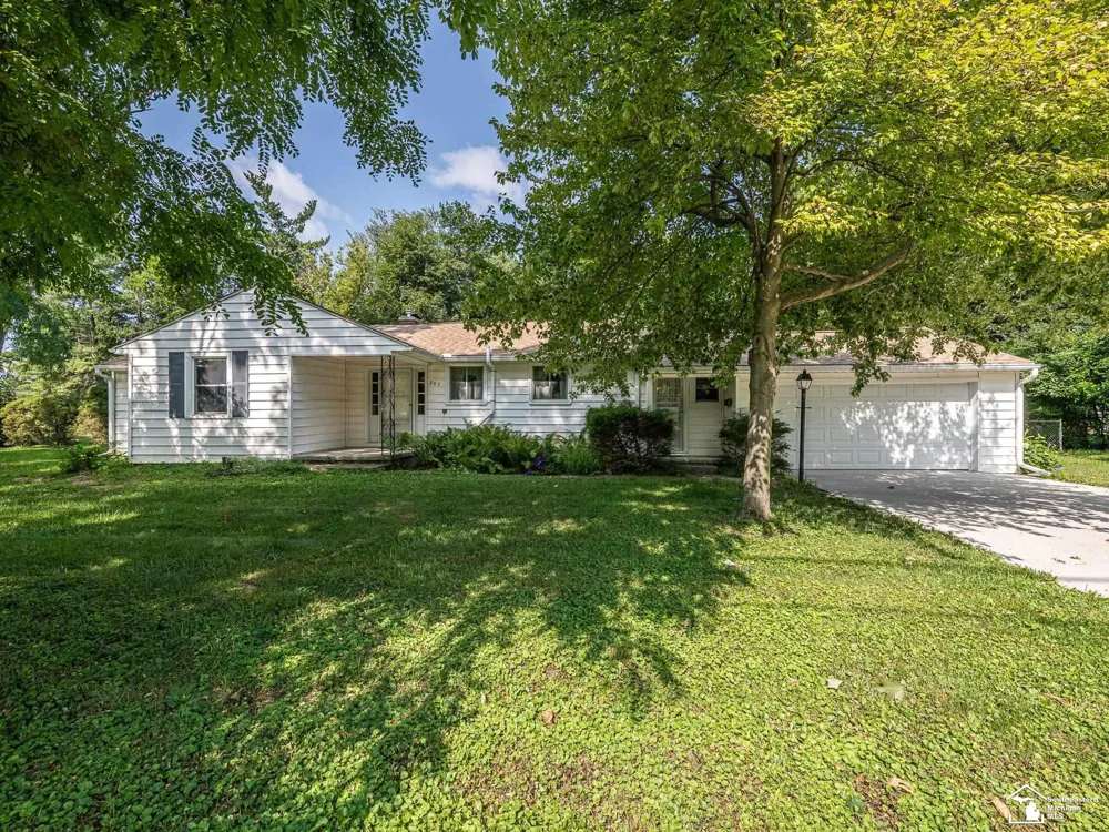 203 S Adrian Street Tecumseh City, MI 49286