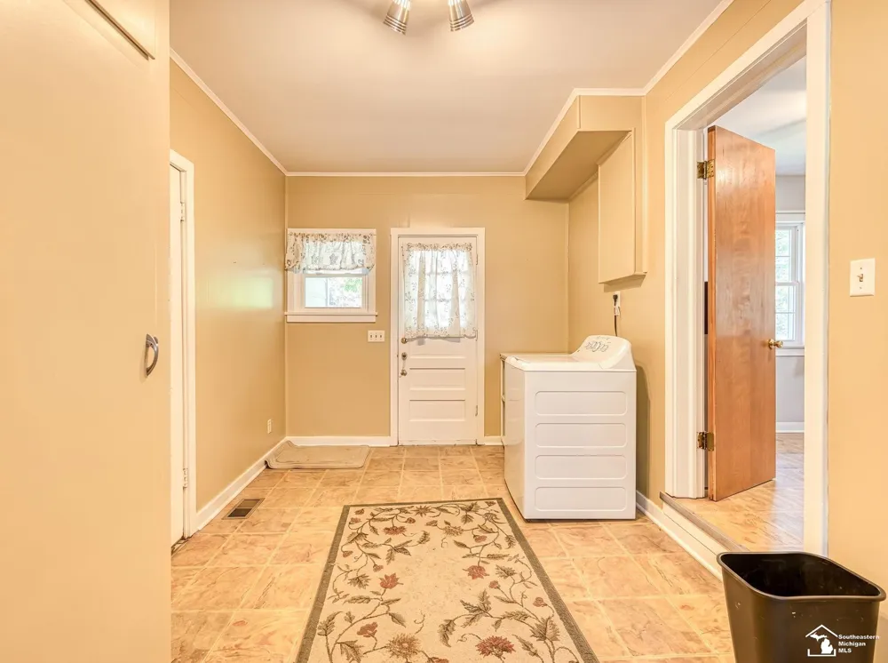 203 S Adrian Street Tecumseh City, MI 49286