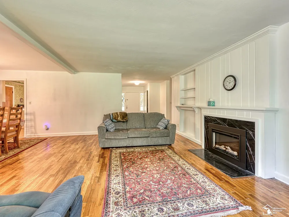 203 S Adrian Street Tecumseh City, MI 49286