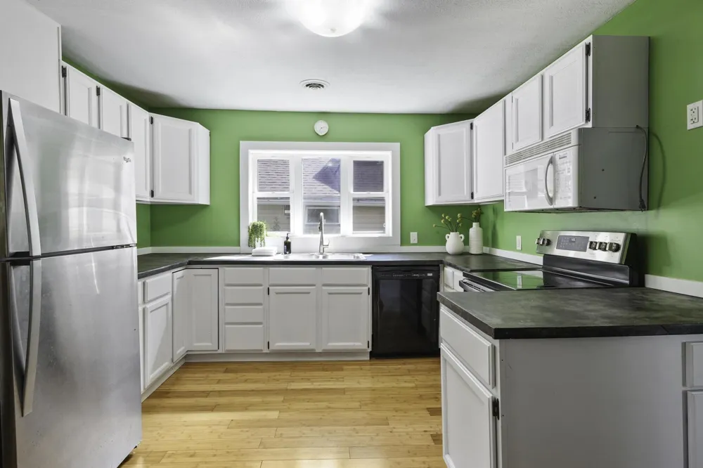 851 E Eighth Street Traverse City City, MI 49686