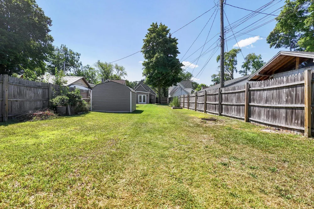 851 E Eighth Street Traverse City City, MI 49686