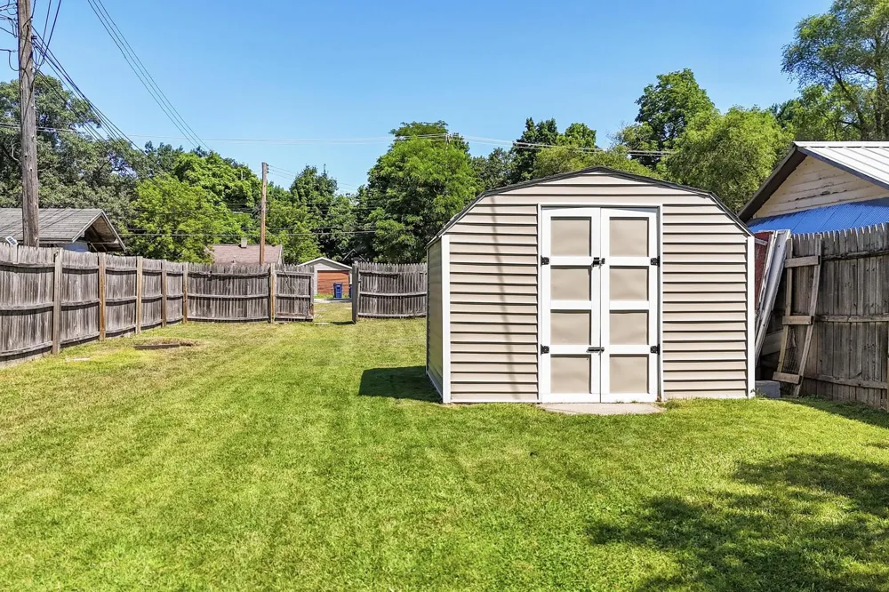 851 E Eighth Street Traverse City City, MI 49686