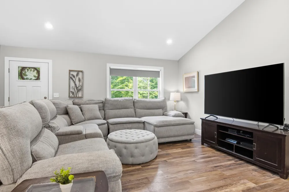 4893 S Betsie River Road Green Lake Township, MI 49643