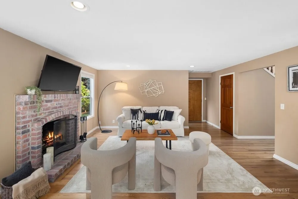 12138 NE 166th Place Bothell, WA 98011