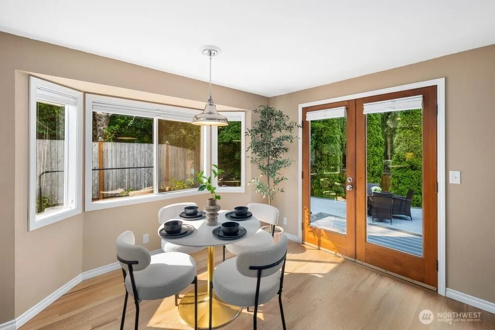 12138 NE 166th Place Bothell, WA 98011