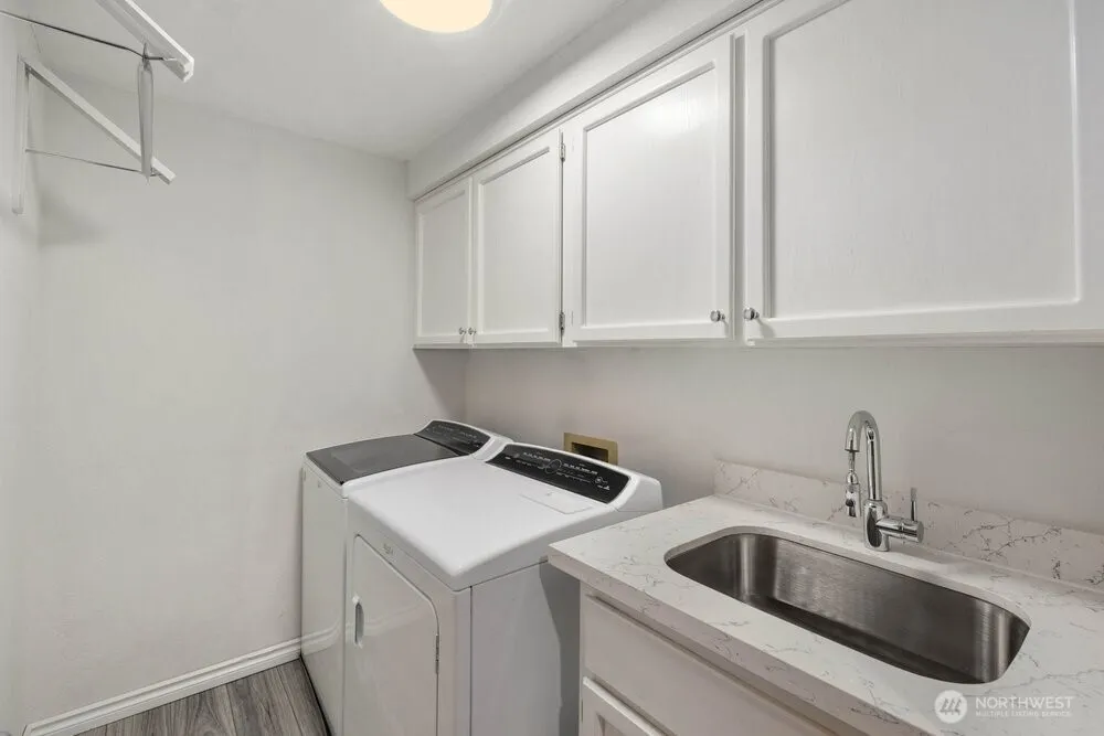 12138 NE 166th Place Bothell, WA 98011