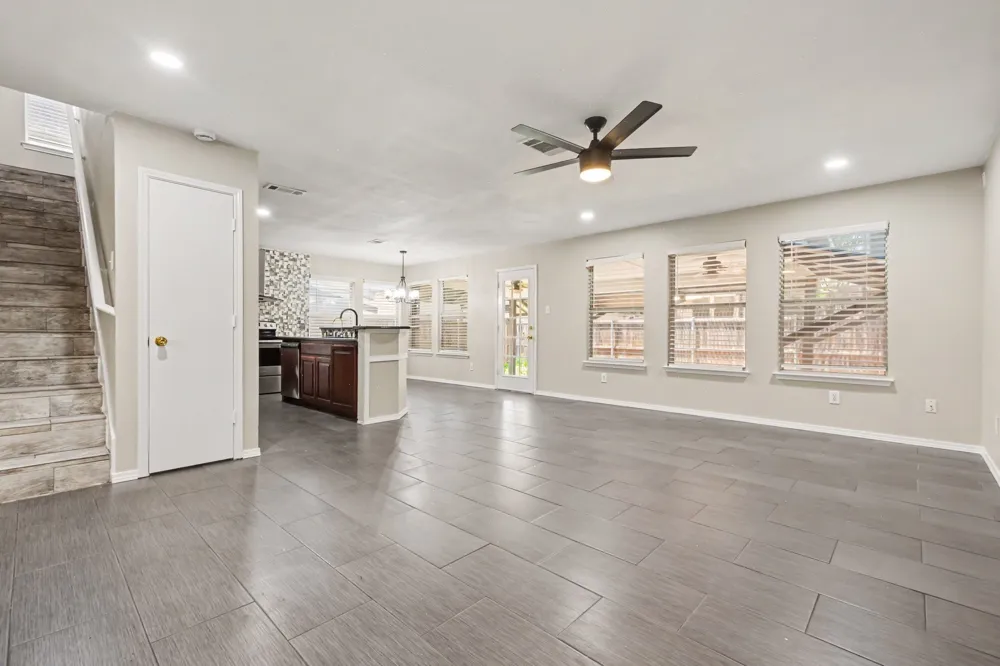 2016 Cardinal Lane Lewisville, TX 75077