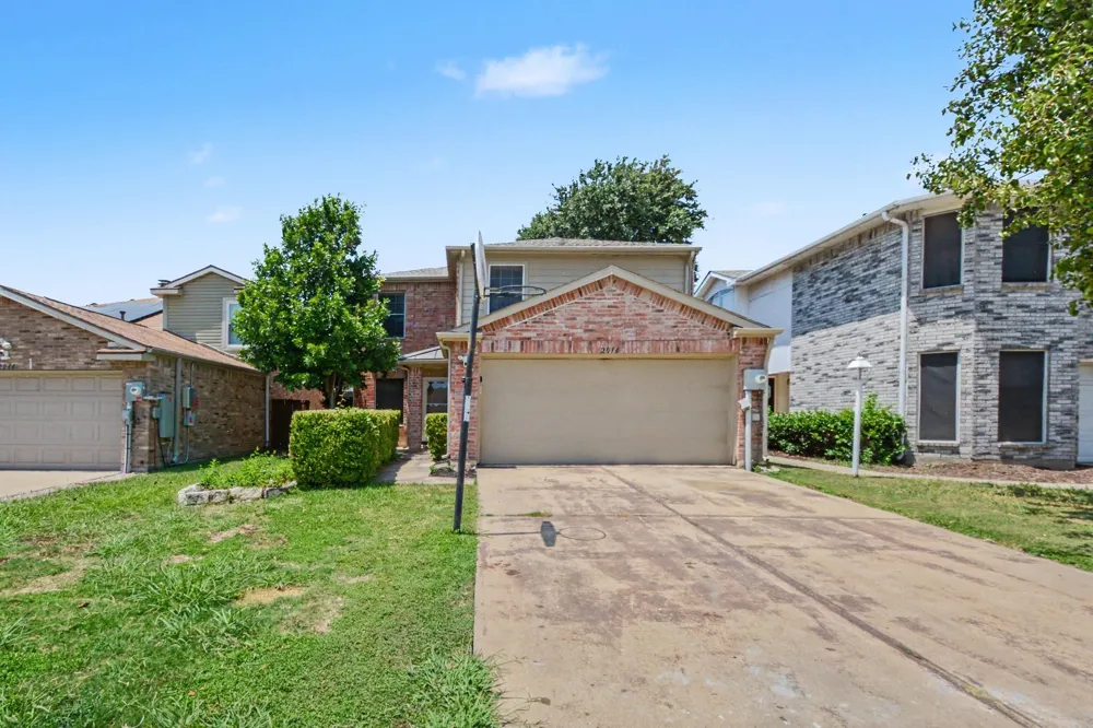 2016 Cardinal Lane Lewisville, TX 75077