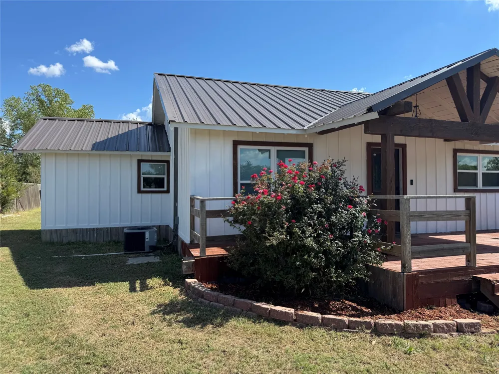 1329 County Road 631 Clyde, TX 79510