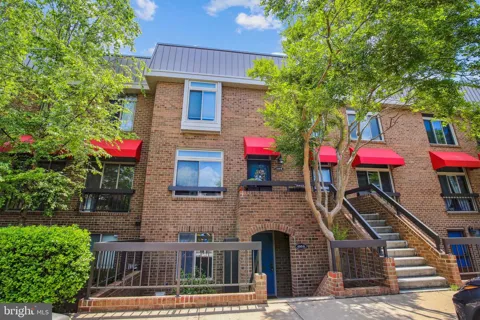 650 15TH STREET S #1