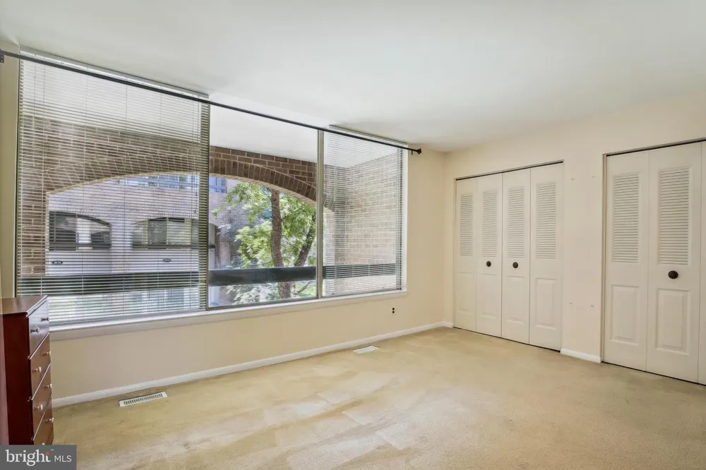650 15TH STREET S #1 Arlington, VA 22202