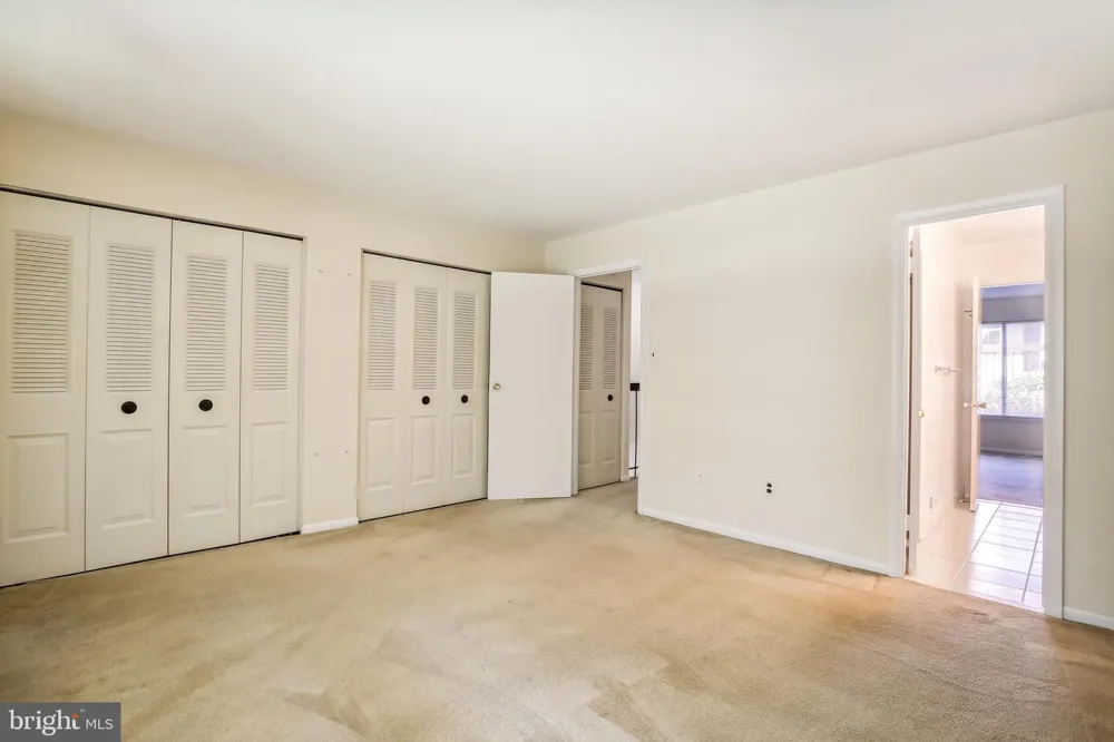 650 15TH STREET S #1 Arlington, VA 22202