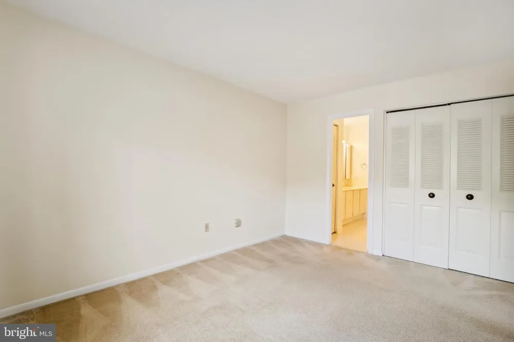 650 15TH STREET S #1 Arlington, VA 22202