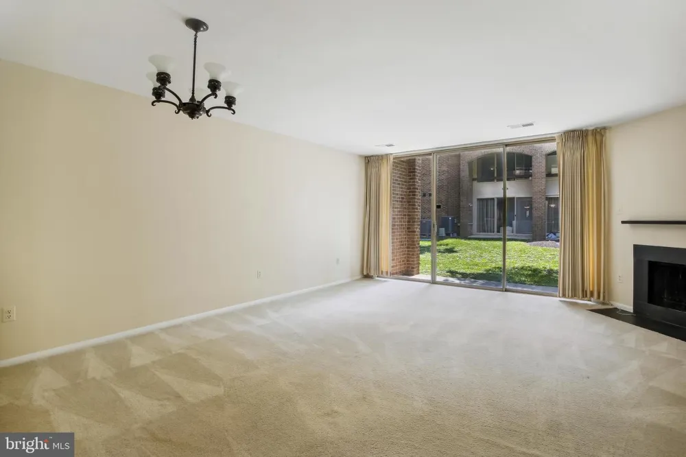 650 15TH STREET S #1 Arlington, VA 22202