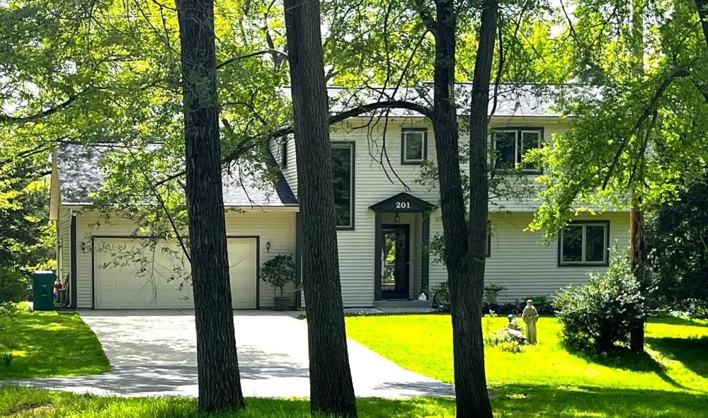 201 Scenic View Drive Niles, MI 49120