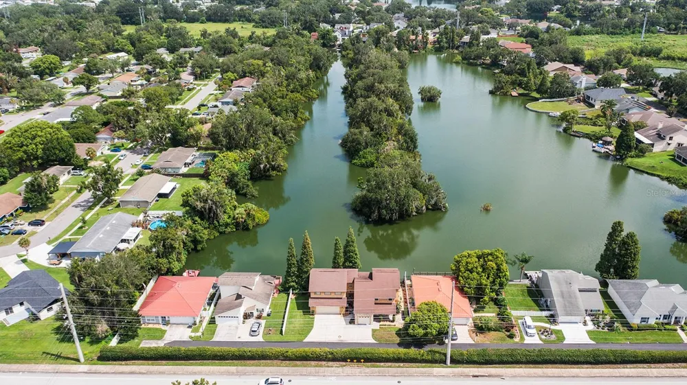 614 MOUNTAIN LAKE PLACE Lakeland, FL 33813