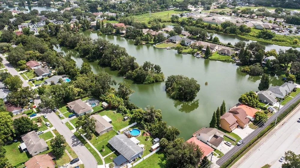 614 MOUNTAIN LAKE PLACE Lakeland, FL 33813