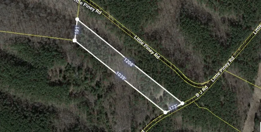 1001 Bj Rd Centerville, TN 37033