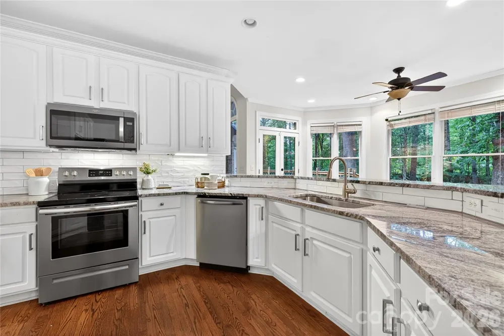 6424 Antioch Court Matthews, NC 28104