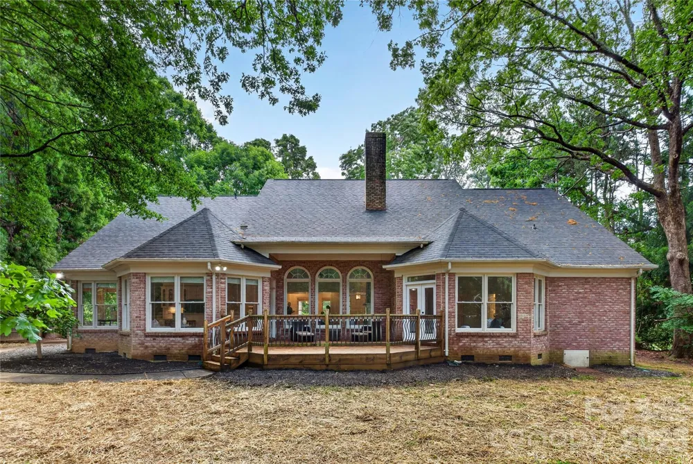 6424 Antioch Court Matthews, NC 28104