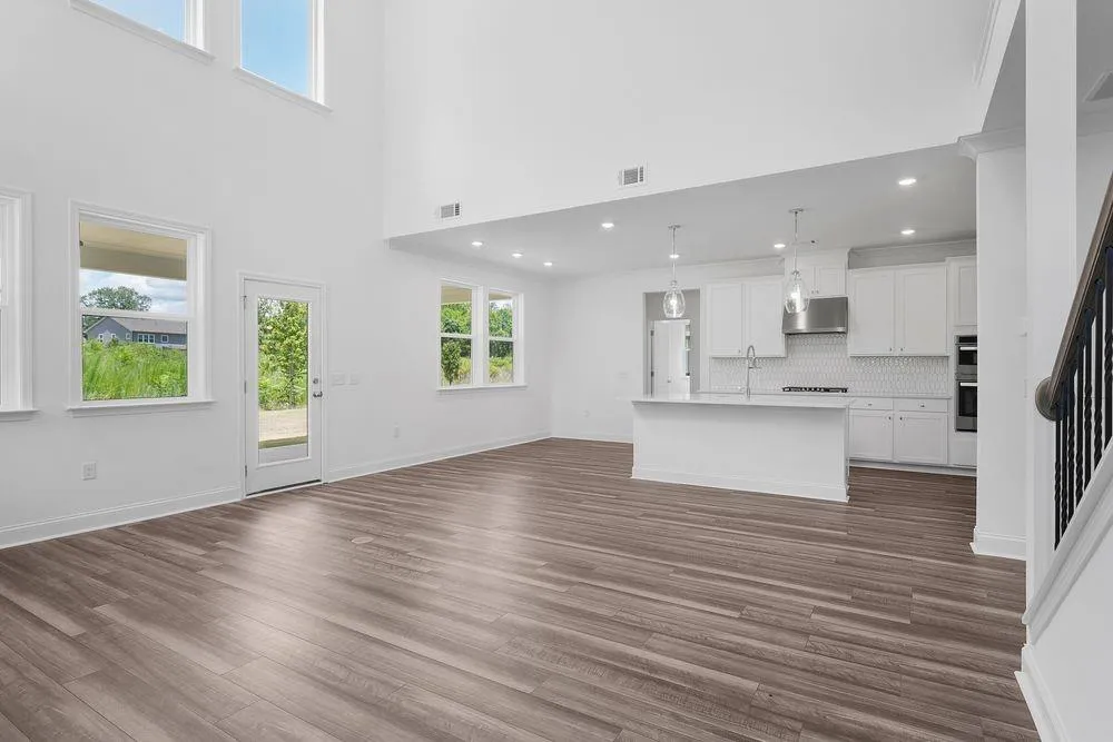 8820 Avonbrook Close Ball Ground, GA 30107