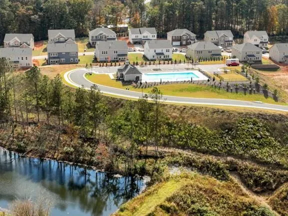 8820 Avonbrook Close Ball Ground, GA 30107