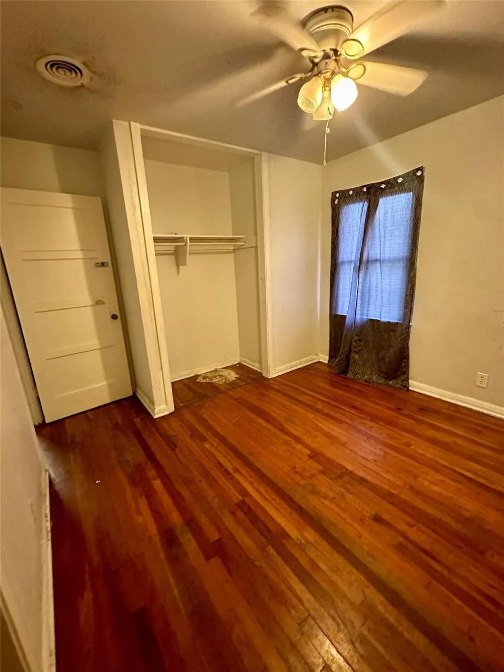 308 Dallas Street Groesbeck, TX 76642