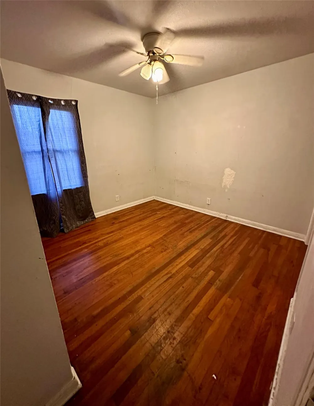 308 Dallas Street Groesbeck, TX 76642