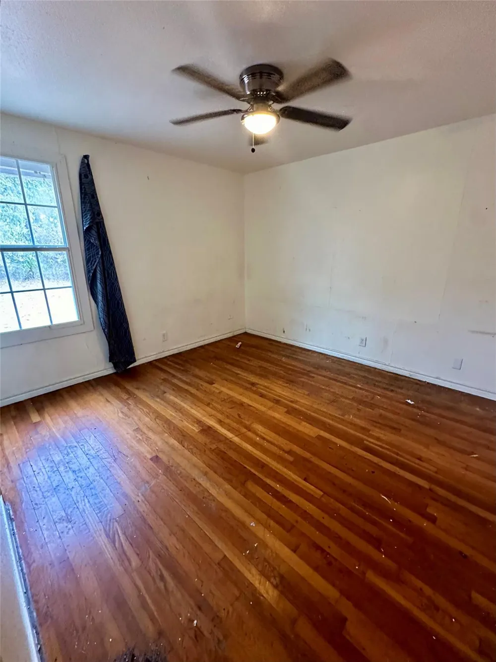 308 Dallas Street Groesbeck, TX 76642