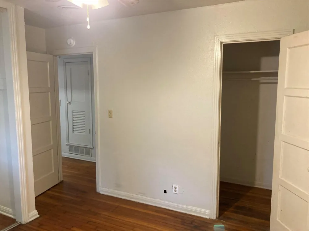 308 Dallas Street Groesbeck, TX 76642