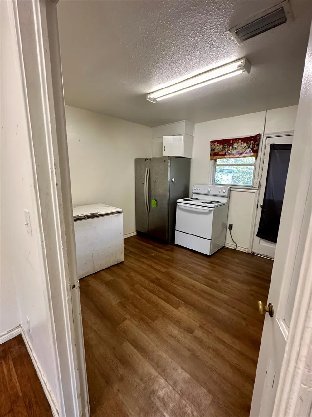 308 Dallas Street Groesbeck, TX 76642